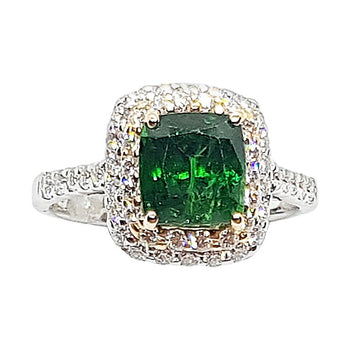 SJ1908 - Tsavorite with Diamond Ring Set in 18 Karat White Gold Settings