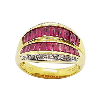 SJ1946 - Ruby with Diamond Ring Set in 18 Karat Gold Settings