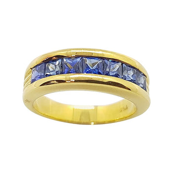 SJ1410 - Blue Sapphire Ring Set in 18 Karat Gold Settings