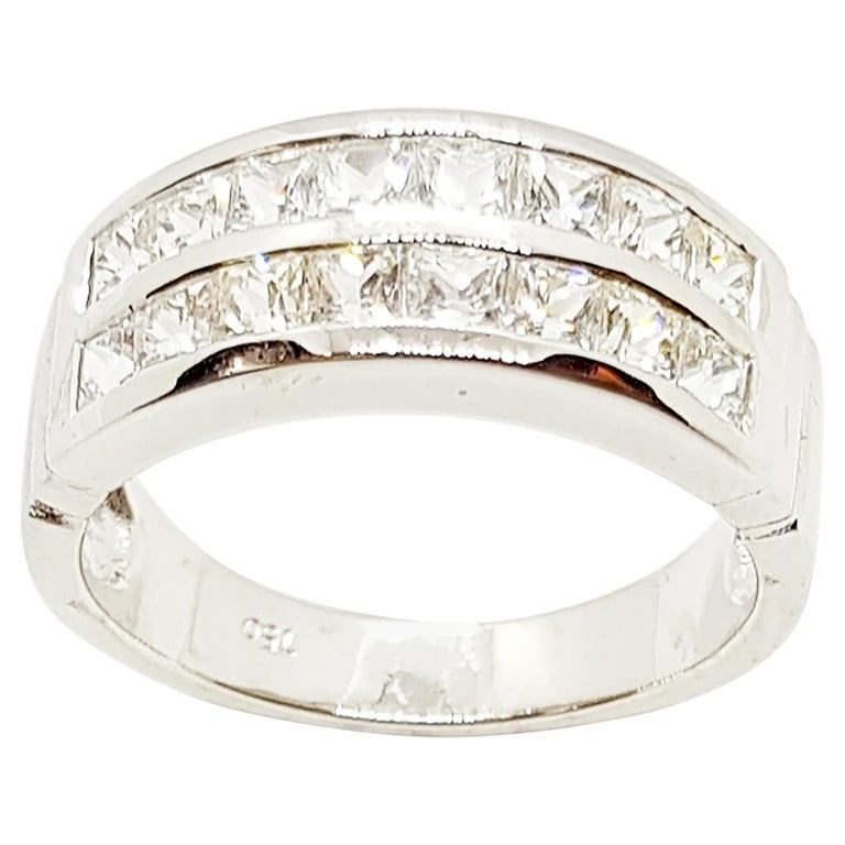 SJ6184 - White Sapphire Ring Set in 18 Karat White Gold Settings