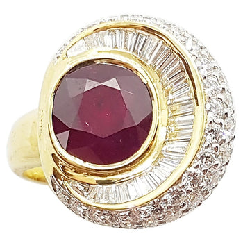 SJ1566 - Ruby with Diamond Ring Set in 18 Karat Gold Settings