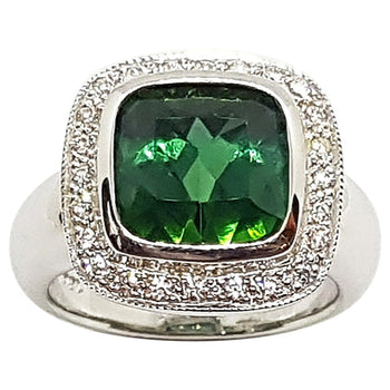 SJ1366 - Green Tourmaline with Diamond Ring Set in 18 Karat White Gold Settings