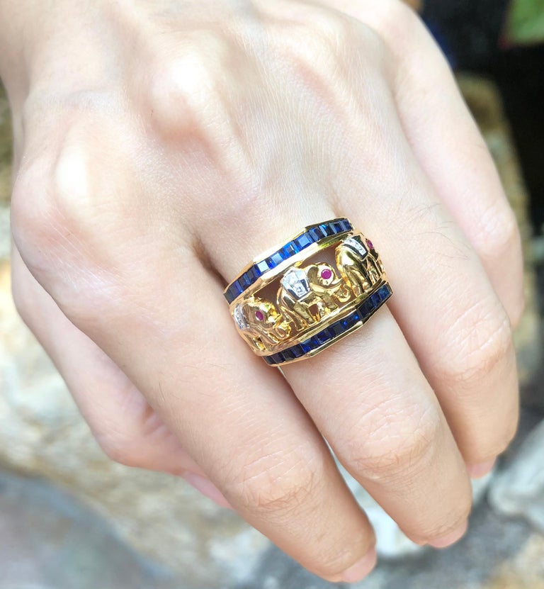 SJ2172 - Blue Sapphire with Ruby and Diamond Elephant Ring Set in 18 Karat Gold Settings