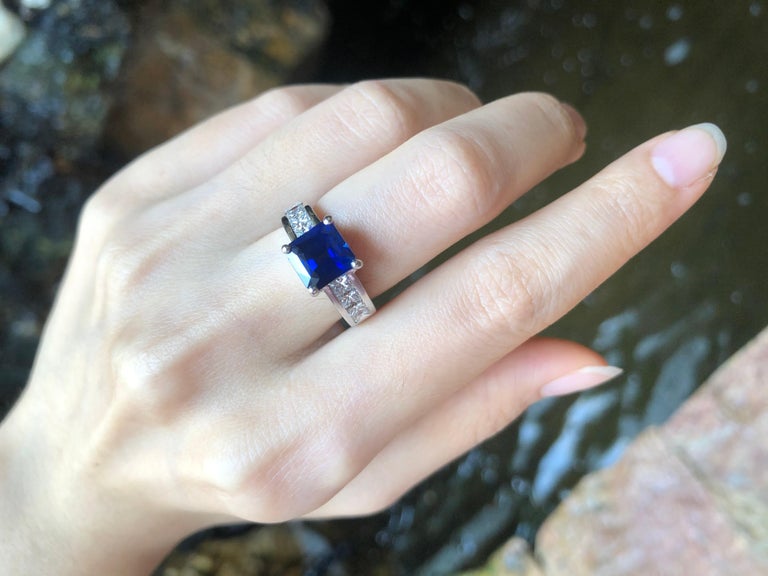 SJ1646 - GIA Certified 2.37 Cts Royal Blue Sapphire with Diamond Ring Set in Platinum 950