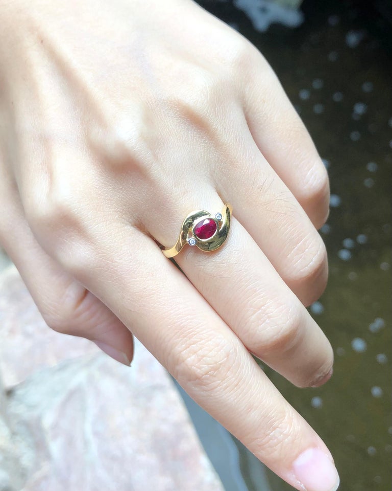 JR0677R - Ruby & Diamond Ring Set in 18 Karat Gold Setting