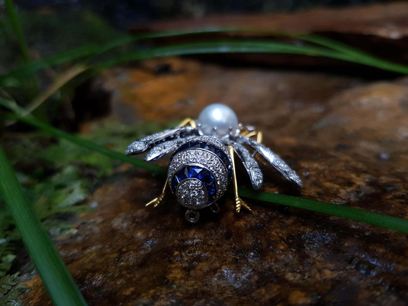 SJ2366 - South Sea Pearl, Blue Sapphire, Diamond, Ruby Bee Brooch Set in 18 Karat