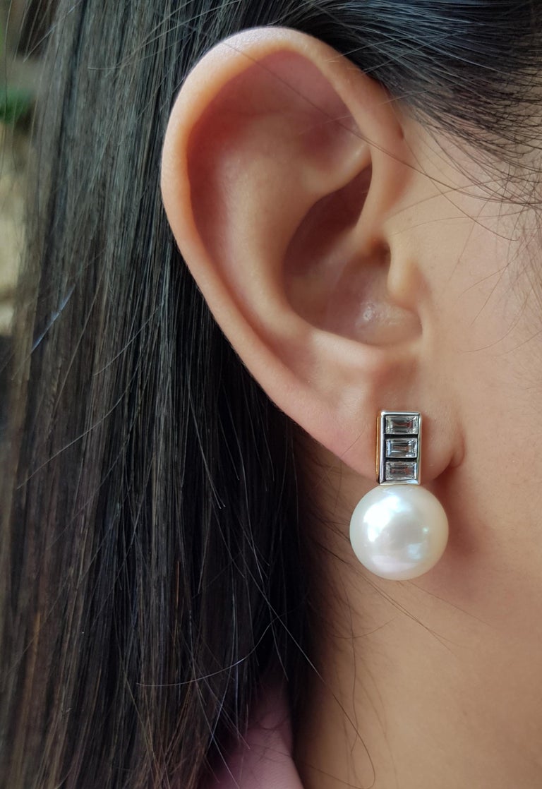 JE12340Z - Fresh Water Pearl & White Sapphire Earring Set in 18 Karat Gold Setting