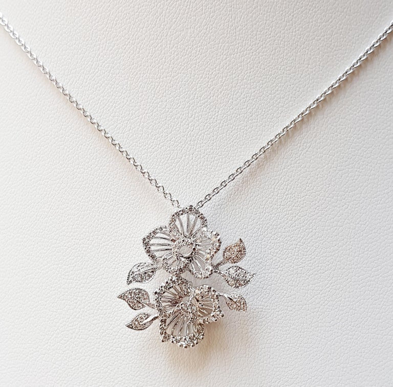 SJ6217 - Diamond Flower Pendant Set in 18 Karat White Gold Settings