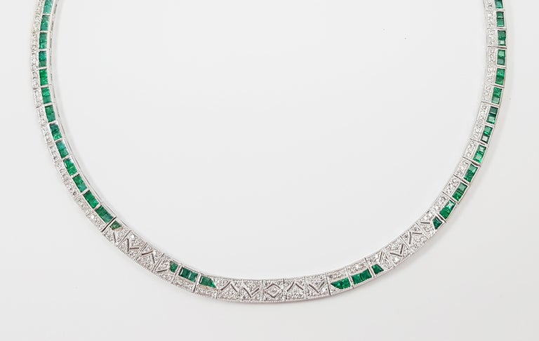 SJ1500 - Emerald with Diamond Necklace Set in 18 Karat White Gold Settings