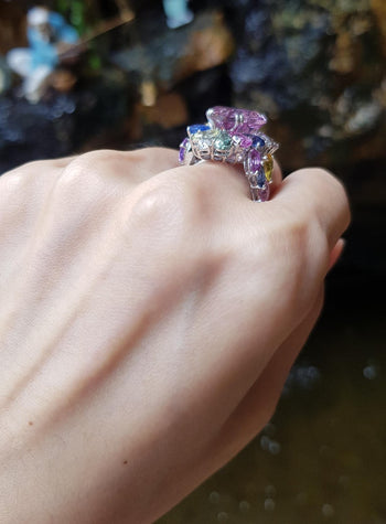 SJ1487 - Heart Kunzite with Multi-Color Sapphire, Tsavorite Ring Set in 18K White Gold