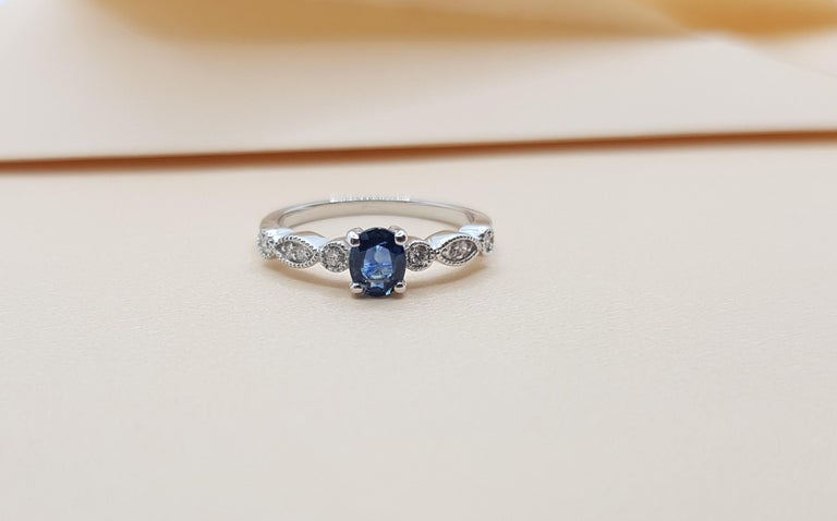 SJ2732 - Blue Sapphire with Diamond Ring Set in 18 Karat White Gold Settings