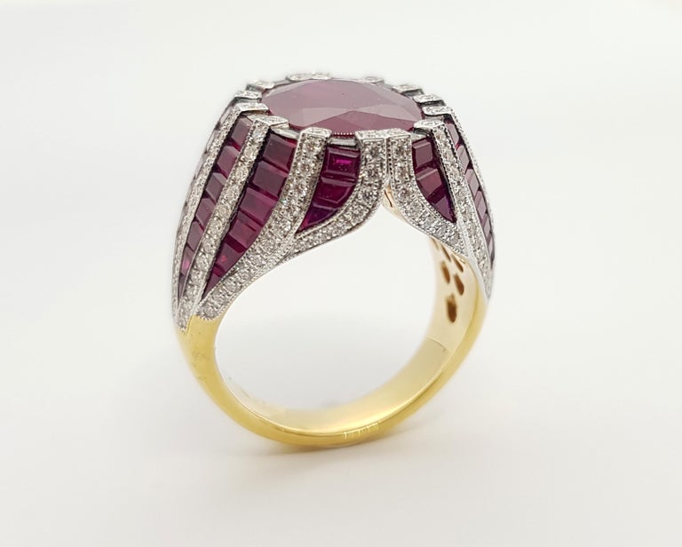 SJ1277 - Ruby with Diamond Ring Set in 18 Karat Gold Settings
