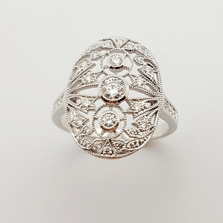 SJ6371 - Diamond Ring Set in 18 Karat White Gold Settings