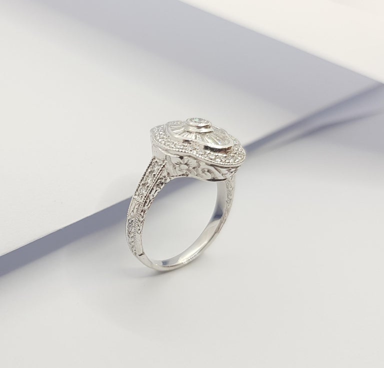 SJ6254 - Diamond Ring Set in 18 Karat White Gold