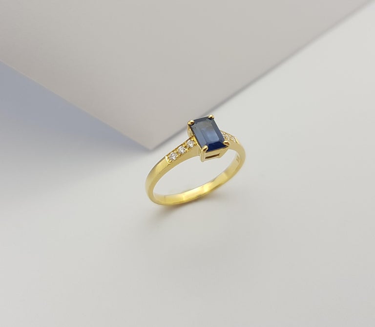 SJ2953 - Blue Sapphire with Diamond Ring Set in 18 Karat Gold Settings