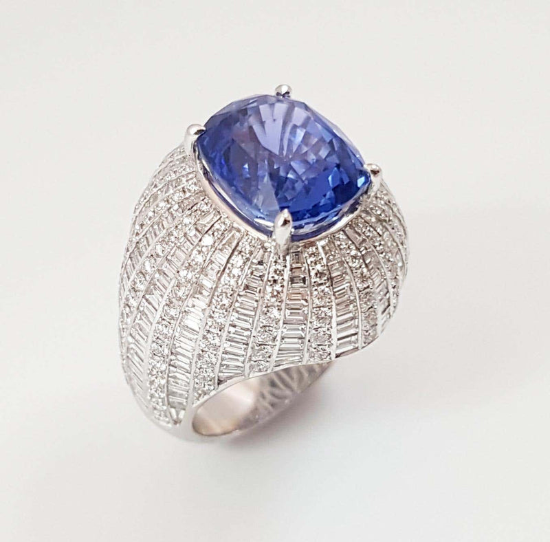 SJ2490 - GIA Certified 8cts Ceylon Blue Sapphire with Diamond Ring Set in 18K White Gold