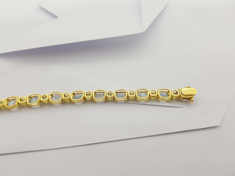 SJ2894 - Aquamarine with Peridot Bracelet Set in 18 Karat Gold Settings