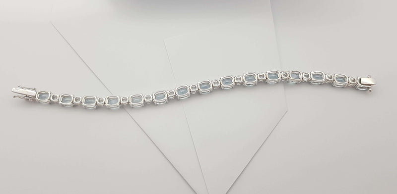 SJ2905 - Aquamarine with White Sapphire Bracelet Set in 18 Karat White Gold Settings