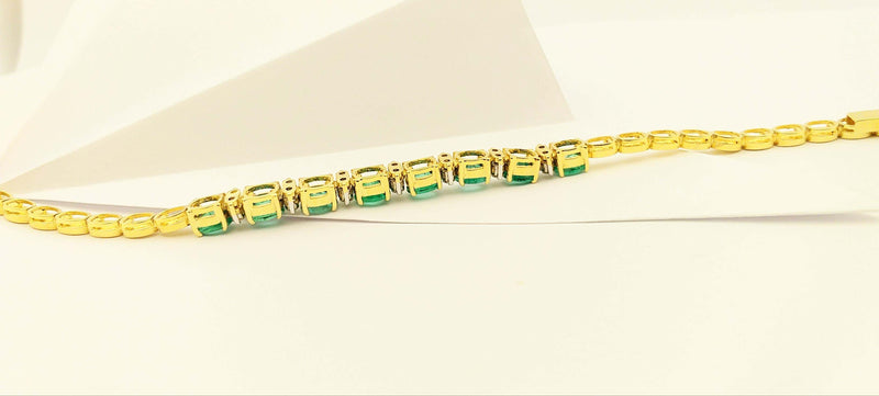 SJ6260 - Emerald with Diamond Bracelet Set in 18 Karat Gold Setting