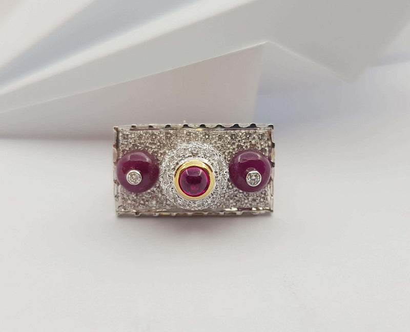 SJ2505 - Ruby with Diamond Ring Set in 18 Karat Gold Settings