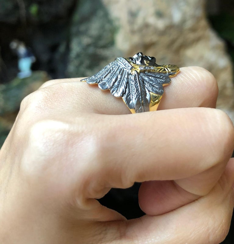 SJ1228 - Diamond Native American Ring Set in 18 Karat Gold Settings