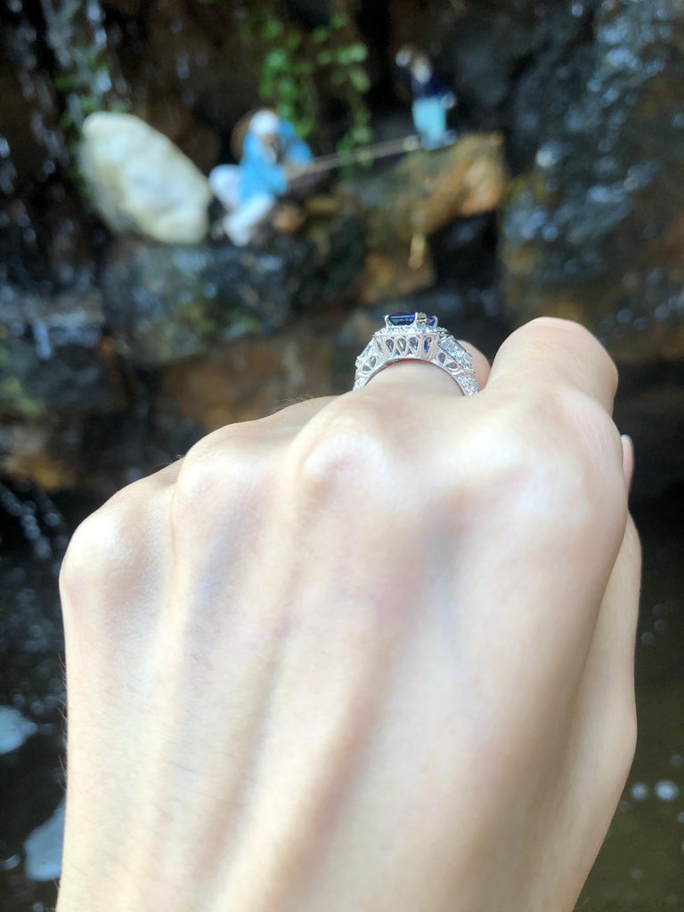 SJ6150 - GIA Certified 1.83 Cts Blue Sapphire with Diamond Ring Set in Platinum 950