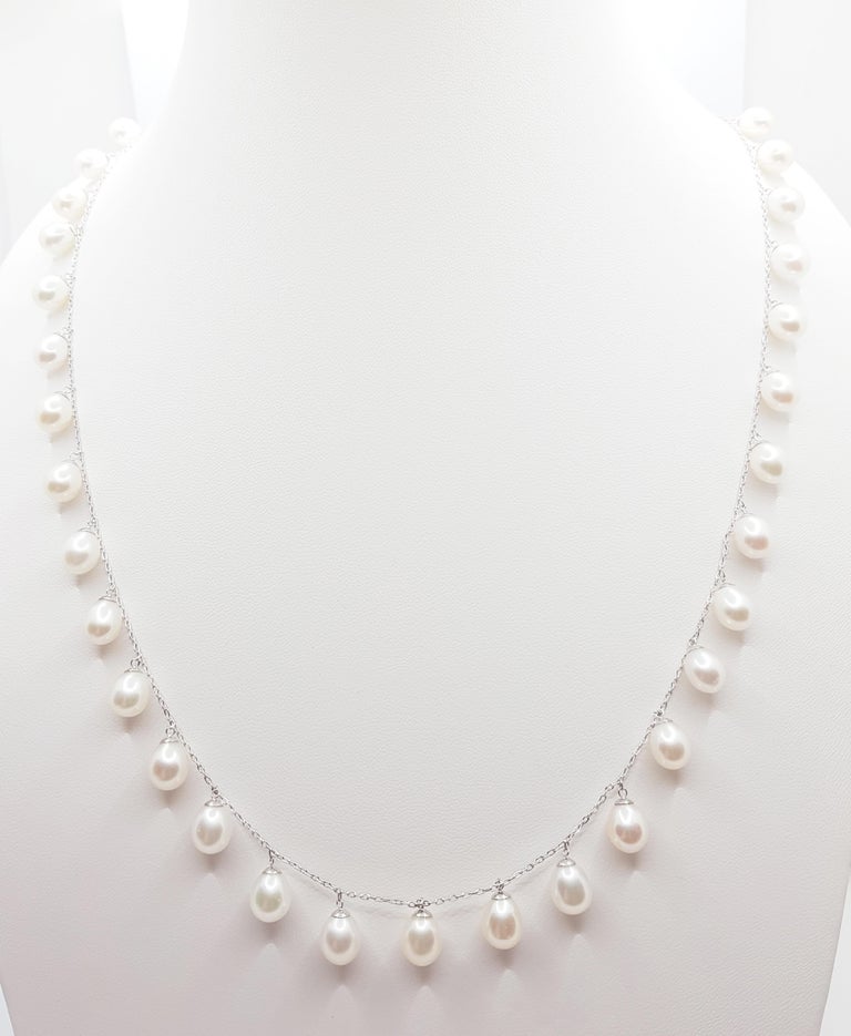 JN0022Y - Fresh Water Pearl Necklace Set in 18 Karat White Gold Settings