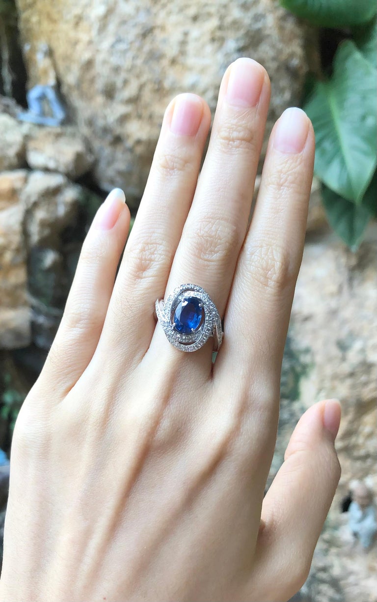 JR1327R - Blue Sapphire & Diamond Ring Set in 18 Karat White Gold Setting