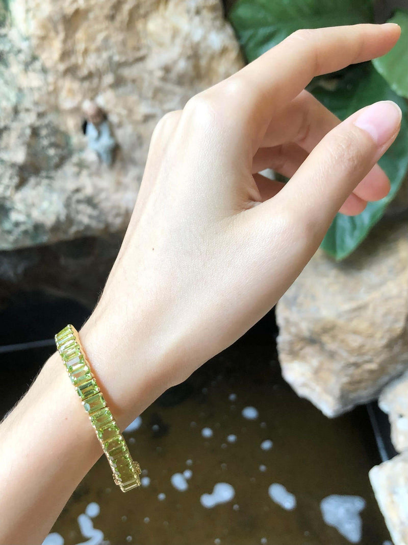 SJ2859 - Peridot Bracelet Set in 14 Karat Gold Settings