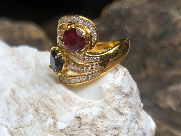 SJ1447 - Blue Sapphire and Ruby with Diamond Ring Set in 18 Karat Gold Settings