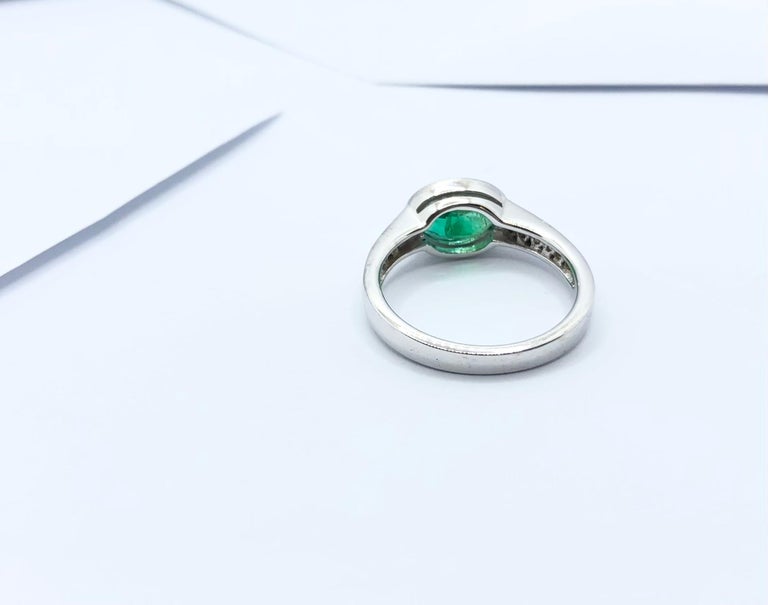 SJ1210 - Emerald with Diamond Ring Set in 18 Karat White Gold Settings