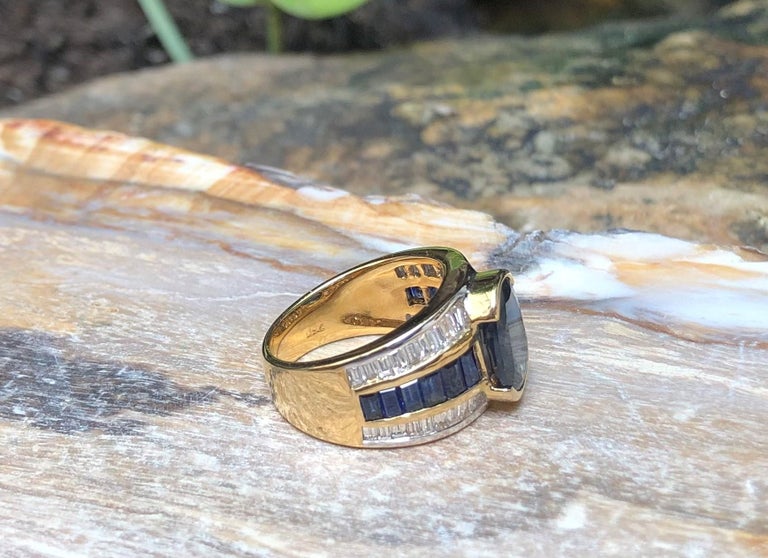 SJ1517 - Blue Sapphire with Diamond Ring Set in 18 Karat Gold Settings