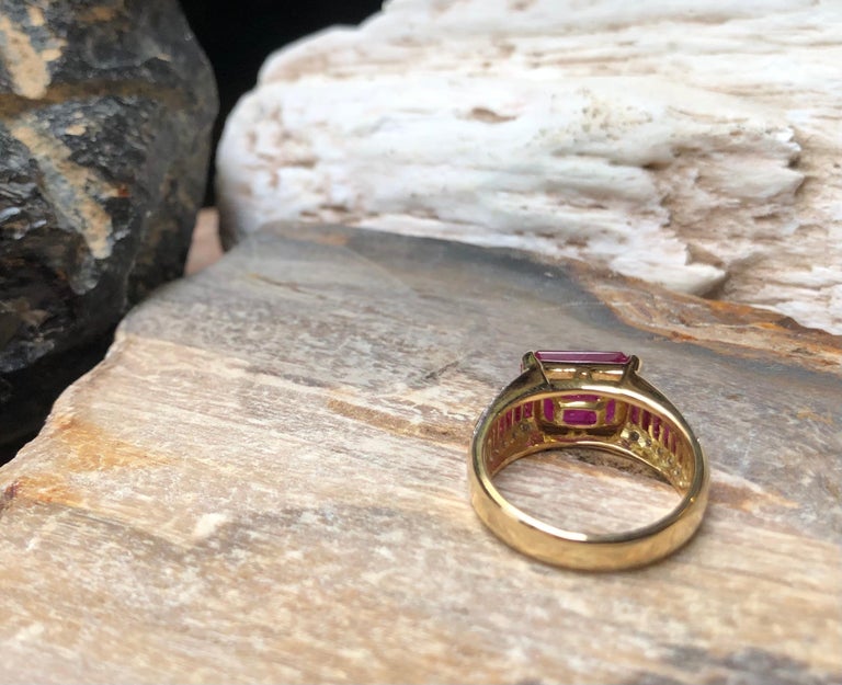 SJ1778 - Emerald Cut Ruby with Diamond Ring Set in 18 Karat Gold Settings