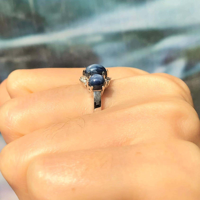 JR0040O - Blue Star Sapphire & Diamond Ring Set in 18 Karat White Gold Setting