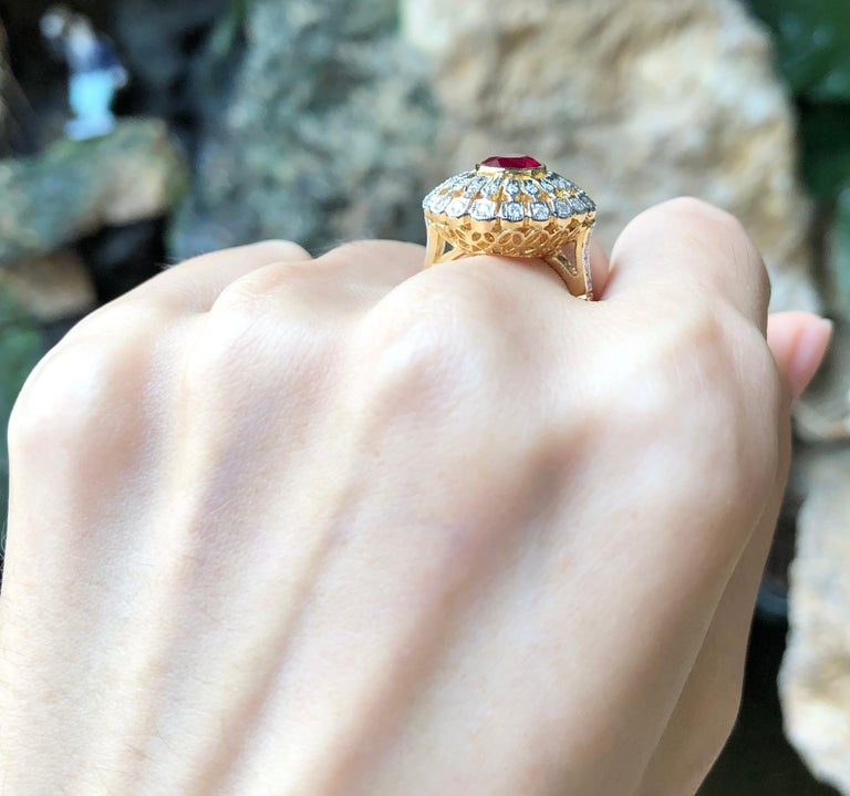 JR0383T - Ruby & Diamond Ring Set in 18 Karat Gold Setting