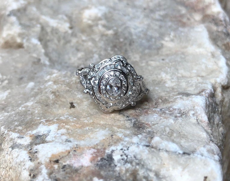SJ1486 - Diamond Ring Set in 18 Karat White Gold Settings