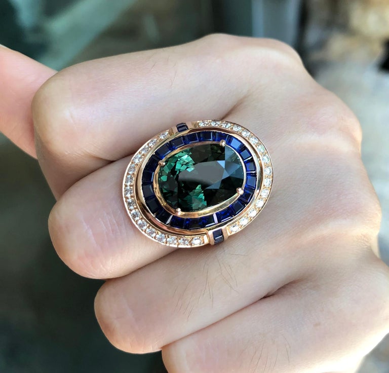 SJ1566 - Green Sapphire with Blue Sapphire and Diamond Ring Set in 18 Karat Rose Gold