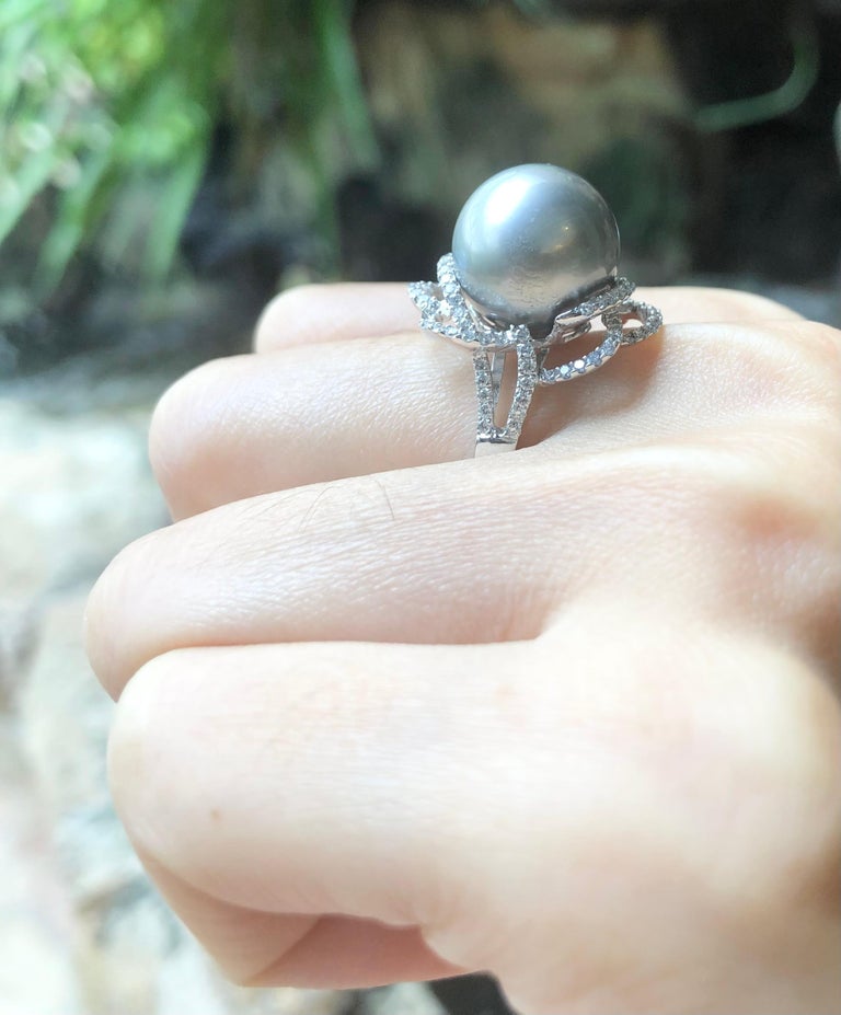 JR0834X - Tahitian South Sea Pearl & Diamond Ring Set in 18 Karat White Gold Setting