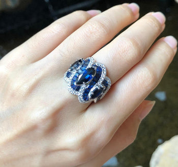 SJ1446 - Blue Sapphire with Diamond Ring Set in 18 Karat White Gold Settings