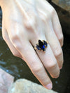 SJ2426 - Blue Sapphire Ring Set in 18 Karat Gold Settings
