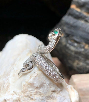 JR0904S - Diamond & Cabochon Emerald Snake Ring Set in 18 Karat White Gold Setting