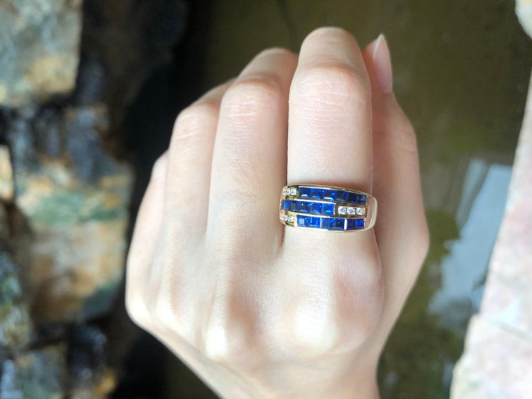 SJ1378 - Blue Sapphire with Diamond Ring Set in 18 Karat Gold Settings