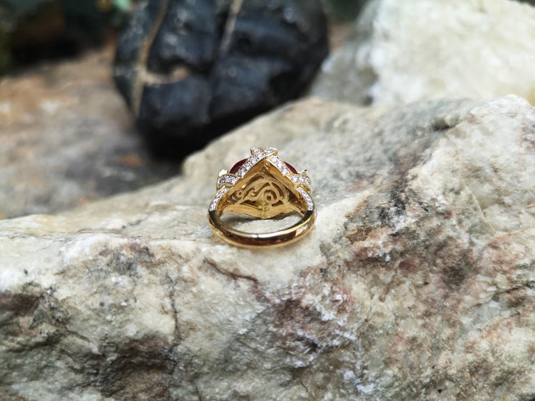 SJ2046 - Ruby with Diamond Ring Set in 18 Karat Gold Settings