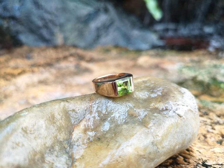 SJ2169 - Peridot Ring Set in 18 Karat Rose Gold Settings