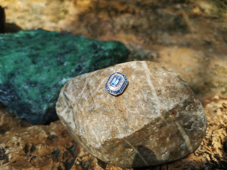 SJ2106 - Blue Sapphire with Diamond Pendant Set in 18 Karat White Gold Settings