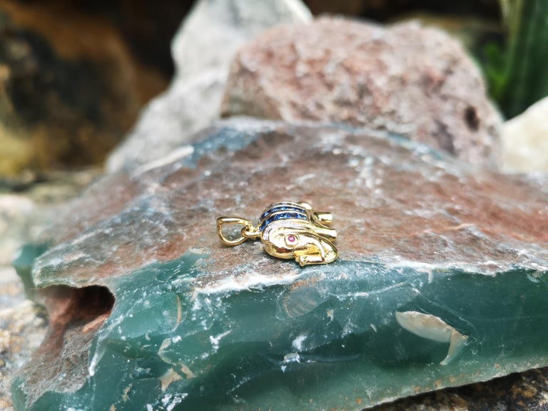 SJ2398 - Blue Sapphire with Diamond and Cabochon Ruby Pendant in 18 Karat Gold Settings