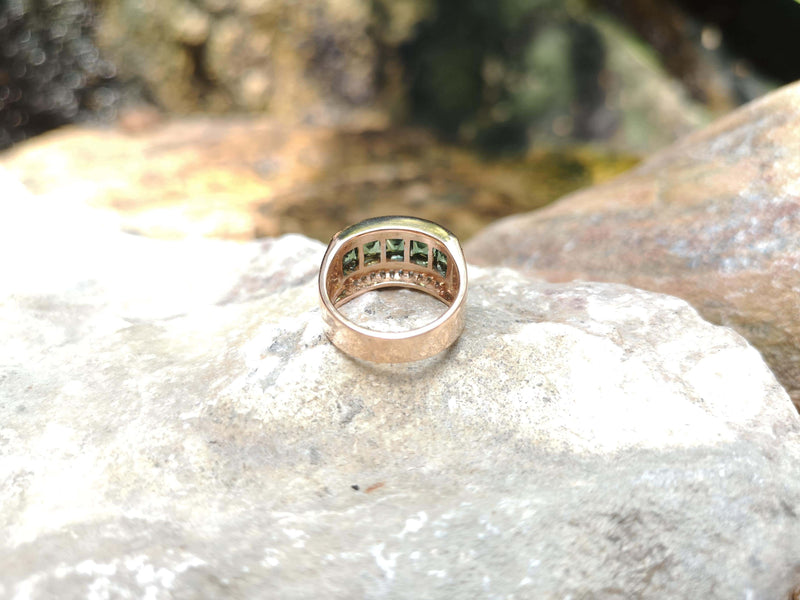 JR1373R - Green Sapphire with Diamond Ring Set in 18 Karat Rose Gold Setting