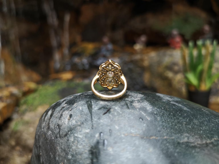SJ6227 - Diamond Ring Set in 18 Karat Gold Settings
