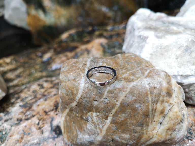 SJ2313 - White Sapphire Ring Set in 18 Karat White Gold Settings