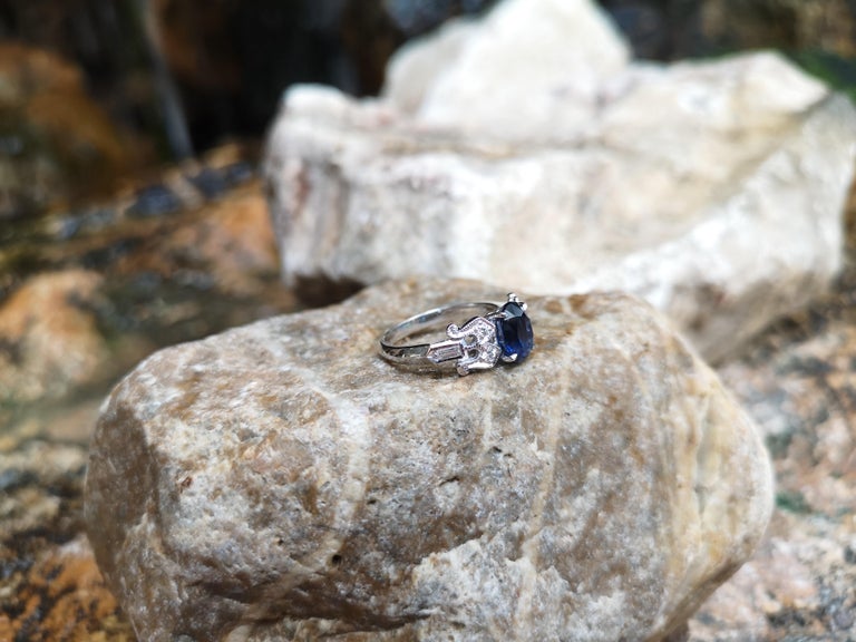 SJ2130 - Blue Sapphire with Diamond Ring Set in 18 Karat White Gold Settings